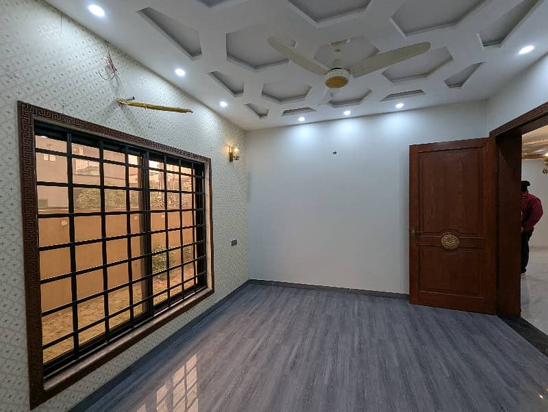 10 Marla Corner House Double Storey Spanish Style Stylish House Available For Sale In Tariq Garden Lahore With Original Pics 18