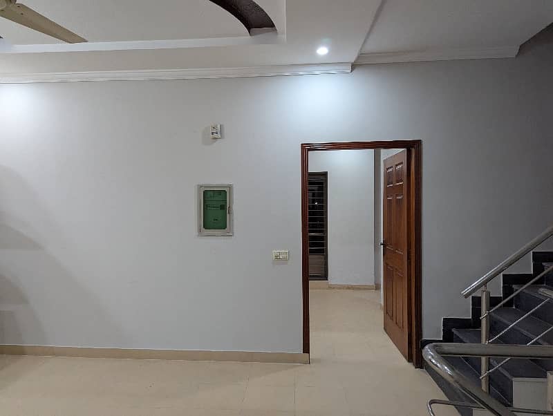 Sami commercial house 4.5 Marla available for sale in main bulivered pia near Umt university Lahore 15