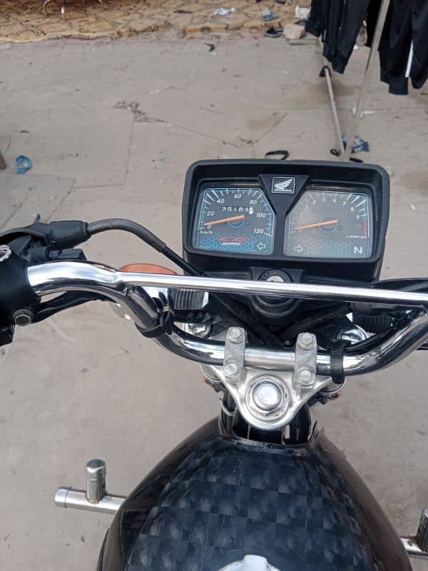 Honda 125 self start 1