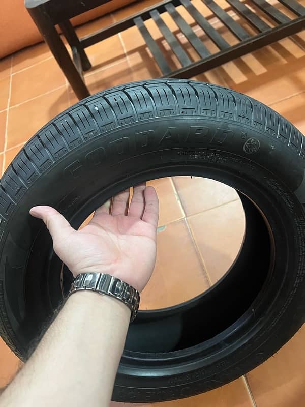 Suzuki Wagnor Tyre 4