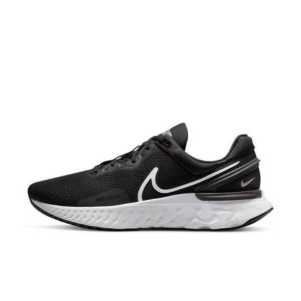 Nike and ascis original shoes 0