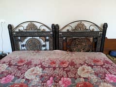 TWO BED SETS FOR SALE URGENT