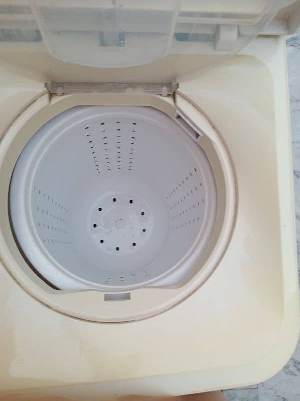 kenwod Turbo washing Machine Two In one 5