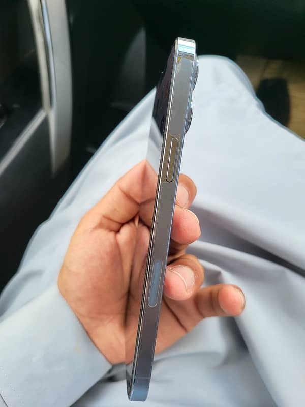 iPhone 13 Pro Max 128GB Sierra Blue (Physical + eSIM) 2