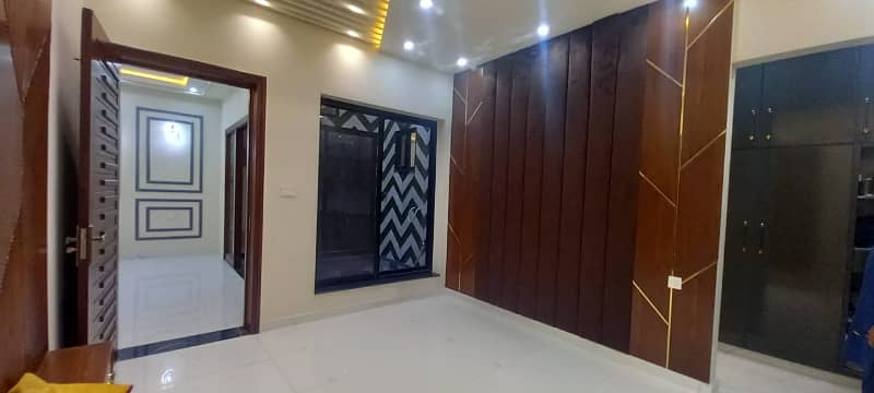 Brand New House for Sale edan valley canal Road Faisalabad 11