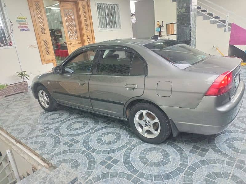 Honda Civic Oriel 2002 5