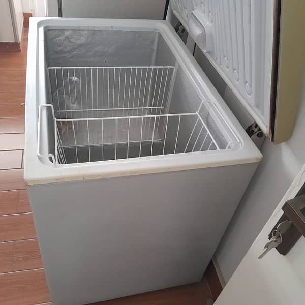 Waves Deep Freezer - Excellent Condition Urgent Sell 2