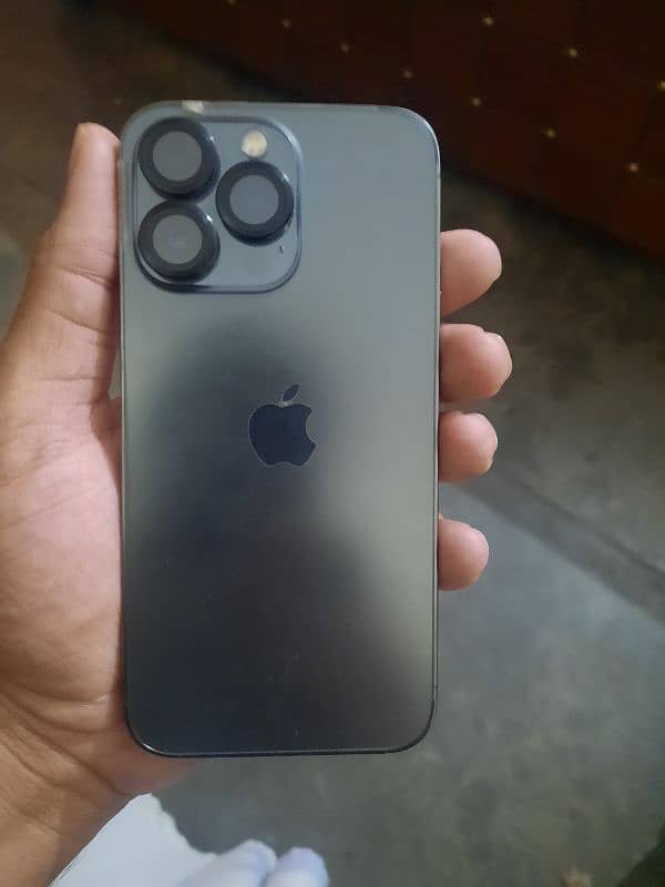 iphone 13 pro 4