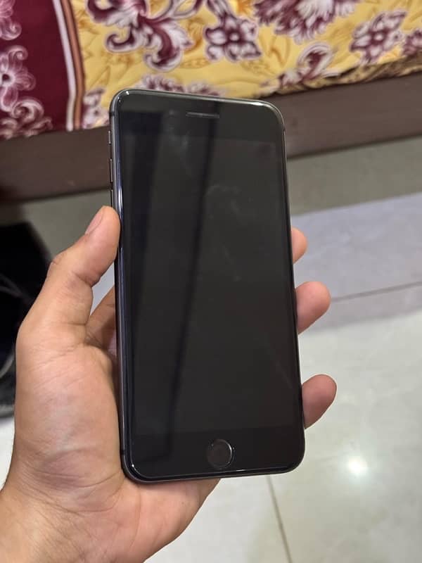 iphone 8 plus pta approved 64gb 6