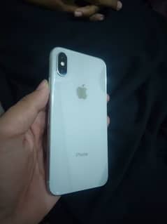 Xs iphone  Non pta 10/10 white color 75%