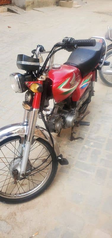 Honda CD 70  2016 model Karachi Number 1st owner 1