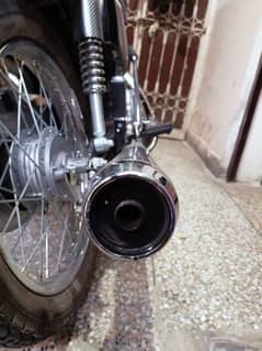 Honda 125 silencer