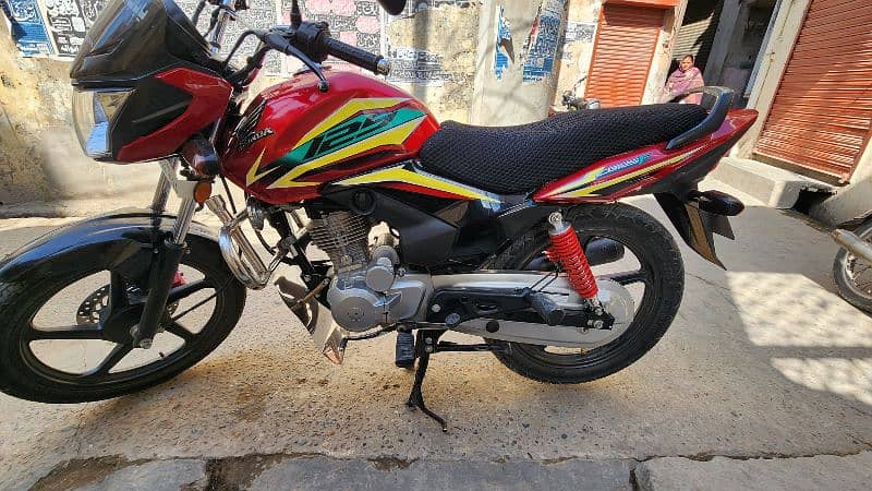 urgent sale honda cb125 5