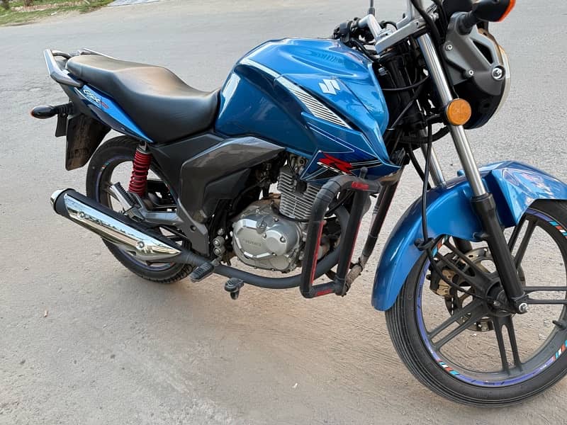 suzuki GSX-125 model 2023 3