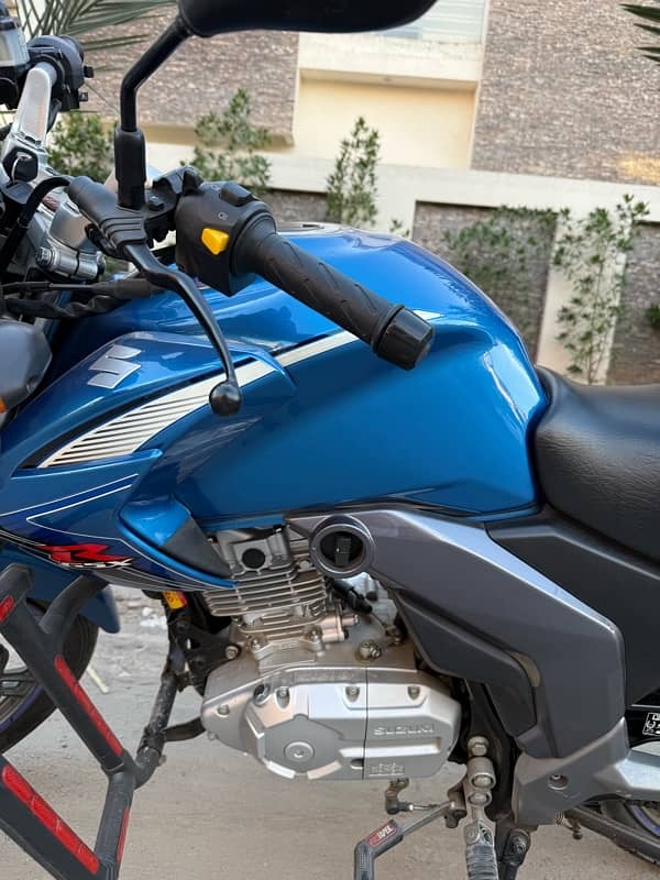 suzuki GSX-125 model 2023 4