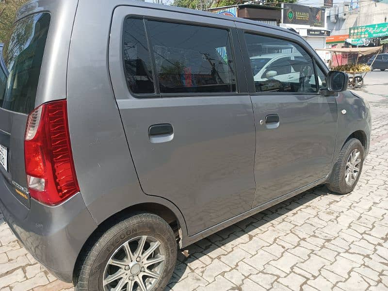 Suzuki Wagon R 2014 7