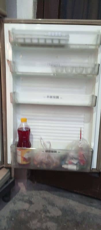 Dawlance Fridge / Refrigerator 2