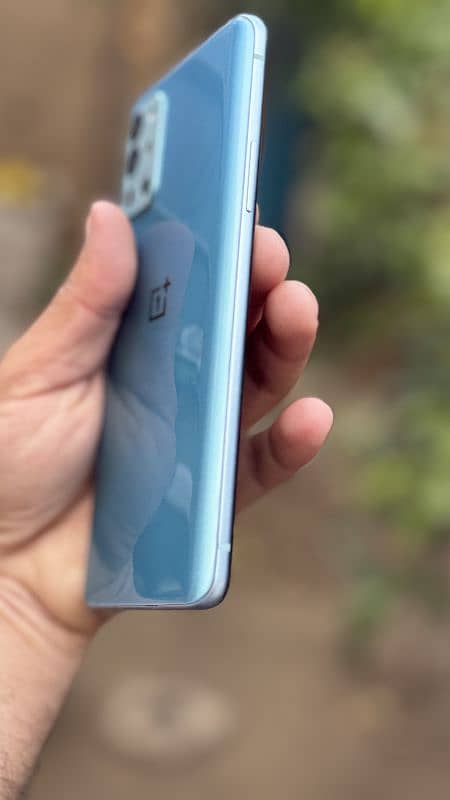 OnePlus 9r 12GB  256GB 4