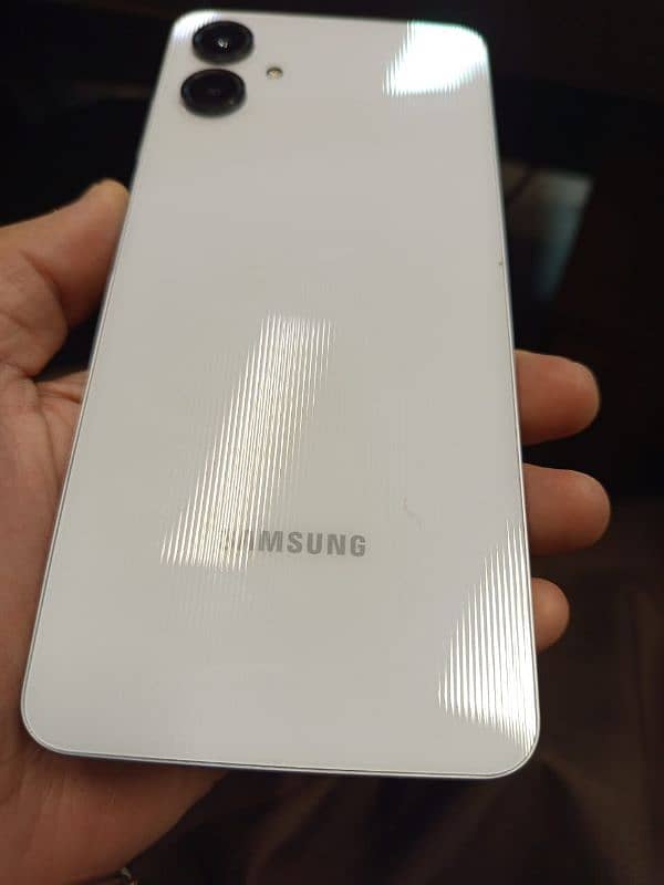 Samsung Galaxy A06 3