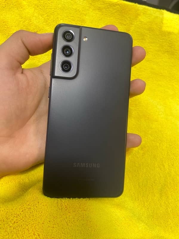 SMASUNG S 21 FE 6/128 GB APPROVE CLEAR DISPLAY 10/9 condition 2