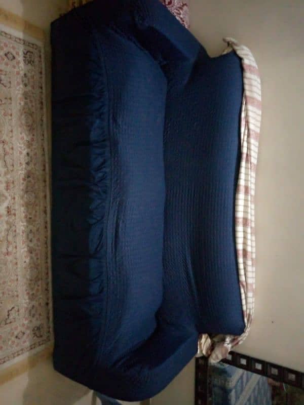 5 seater good condition sofa 0