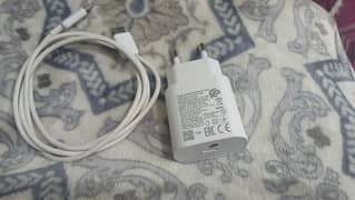 Samsung 25 Watt Super Fast Charger Along With C To C Cable