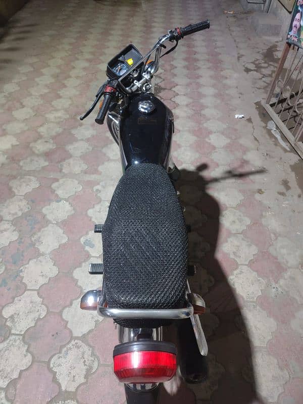 honda 125 2023 5