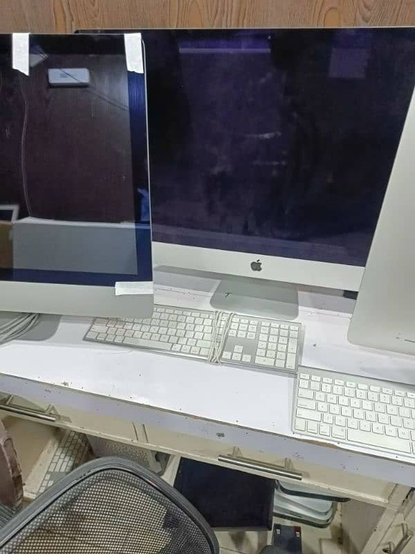 apple iMac 2019 in 27 inch with ci9 CPU,32gb ram,512ssd,8gb GPU 0