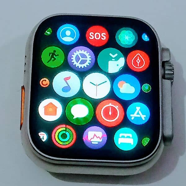 T800 Ultra 2 Smart Watch 8/10 Condition 0