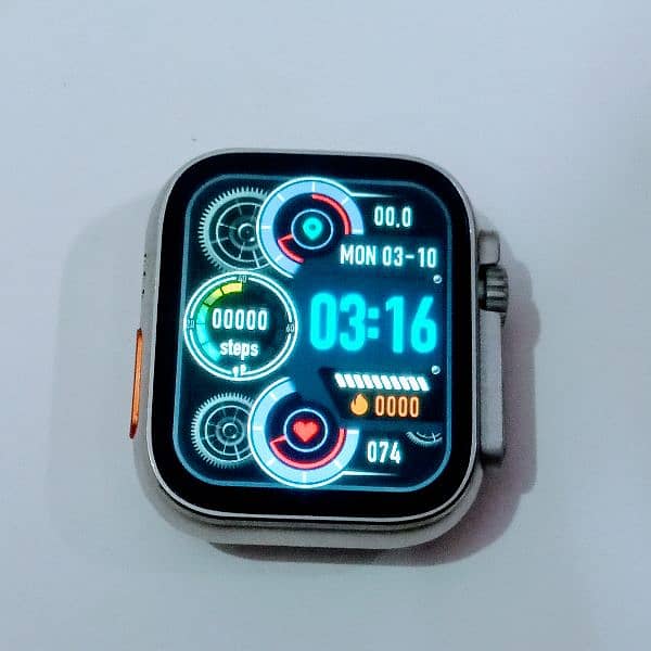 T800 Ultra 2 Smart Watch 8/10 Condition 4