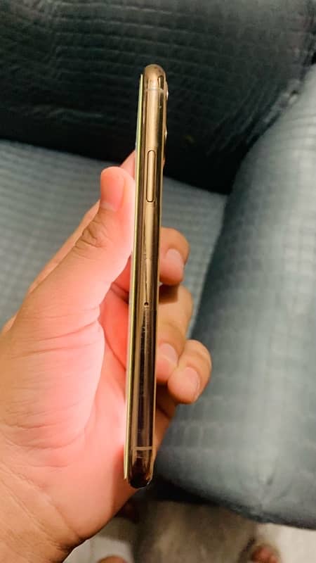 iphone 11 Pro Factory Unlock 2