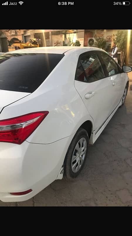 Toyota Corolla GLI 2015 (0302 6185353) 2