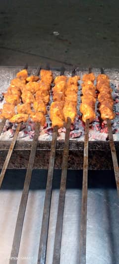 Bbq chef kareegar need job