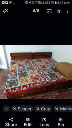 I am selling my bed and dressing tab for sell No Palish or repair