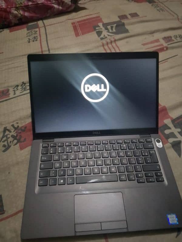 Dell Latitude 5400 i5 8th generation 8 GB RAM 256 GB storage 9/10 2