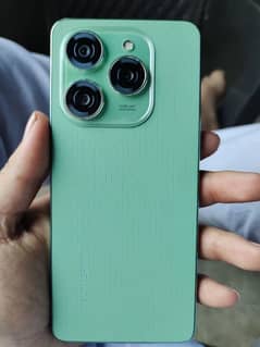 Tecno spark 20 pro green leather back