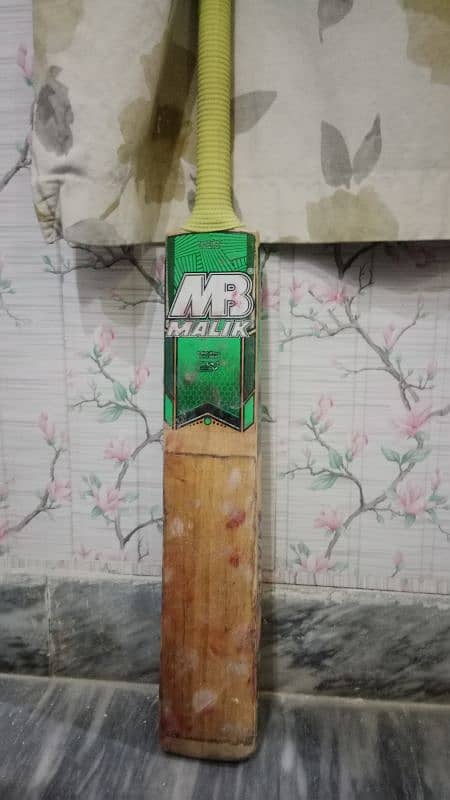 MB MALIK . . . IN GOOD CONDITION . . . NEXT LEVEL BAT 2