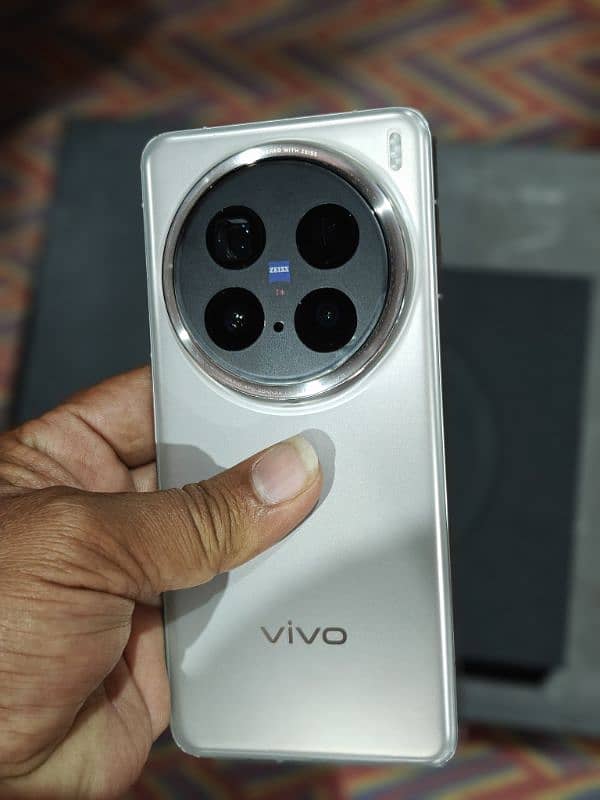 Vivo X200 pro 16/512 2