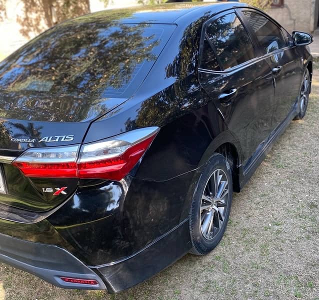 Toyota Corolla Altis 2019 5