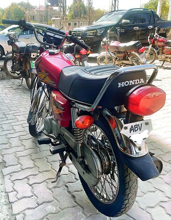 Honda 125 CG in Good Condition 4