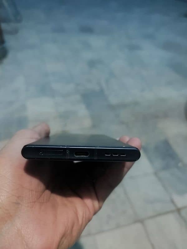 Nubia z40 pro 8+6/256 gb full ok no. issue 6