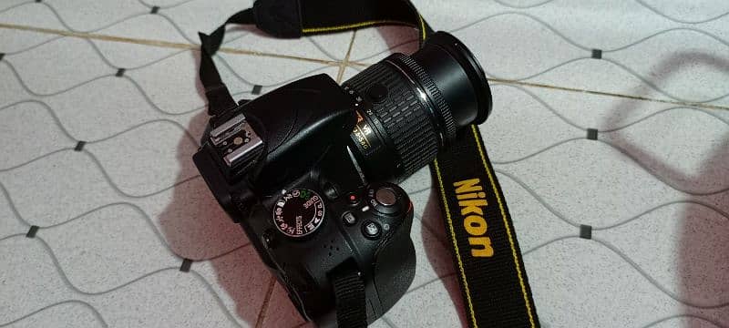 Nikon D3300 Camera 10/10 7