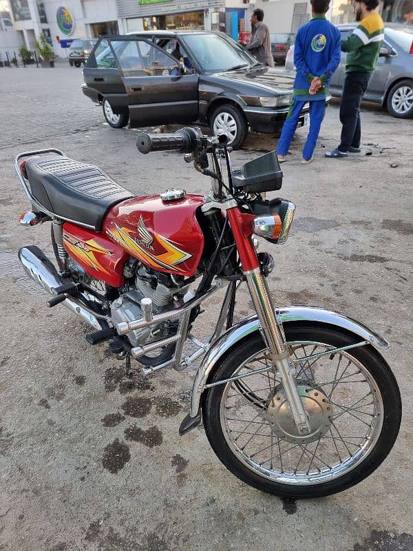 Honda CG125 2021 3