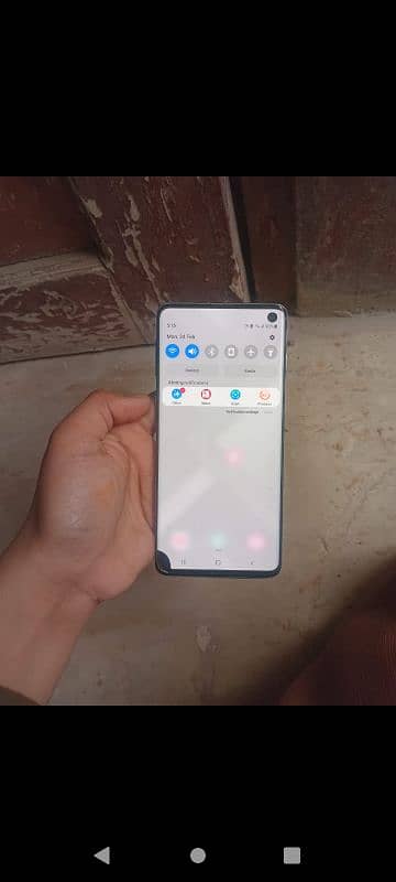 Samsung s 10 pta approved 8/128 Gb 1