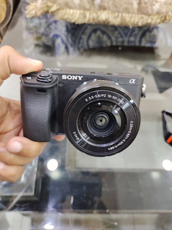 Sony a6400 brand new condition 10/10 3