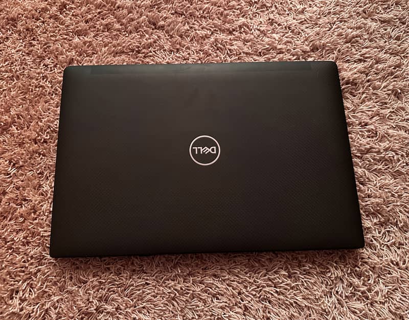 Dell Latitude i7 8th Gen Touch & Face ID 2