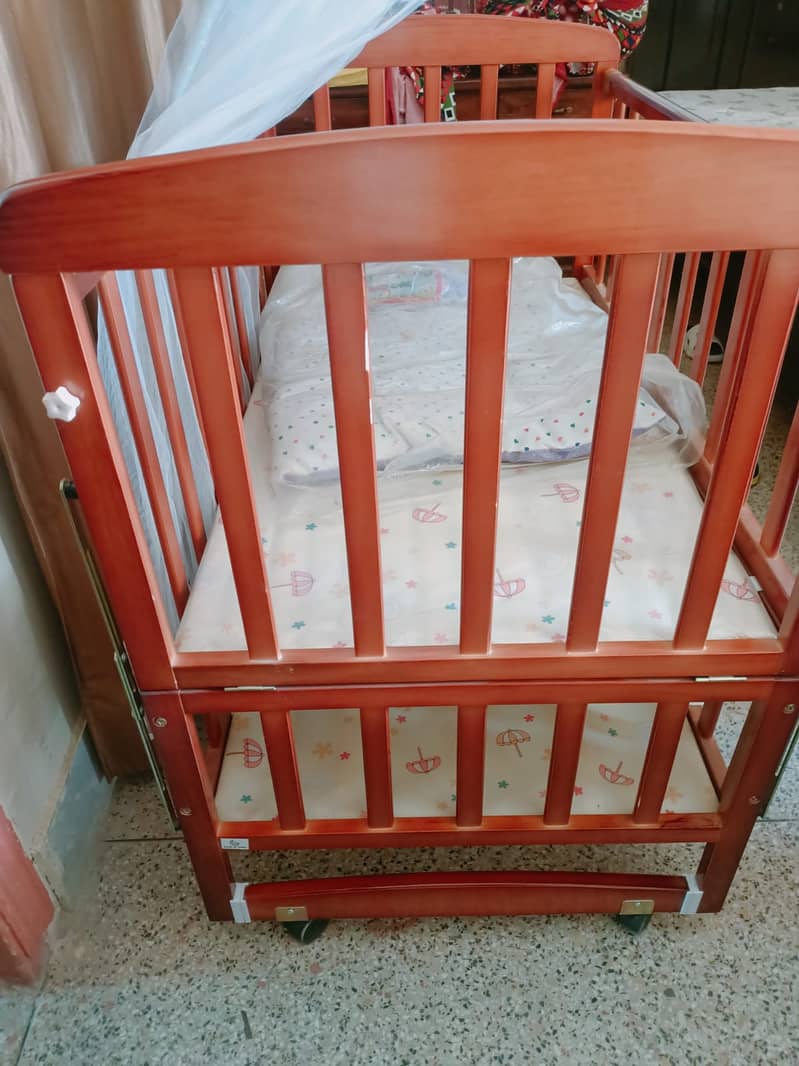 New Baby Cot Wooden Imported with carry cot Condition 10/10 2