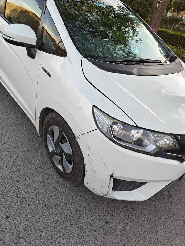 Honda Fit 2014/18 Isb Reg Pearl White 6