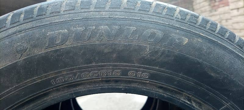 4 Tyres Made in Japan 3