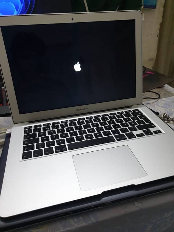 MacBook Air 0